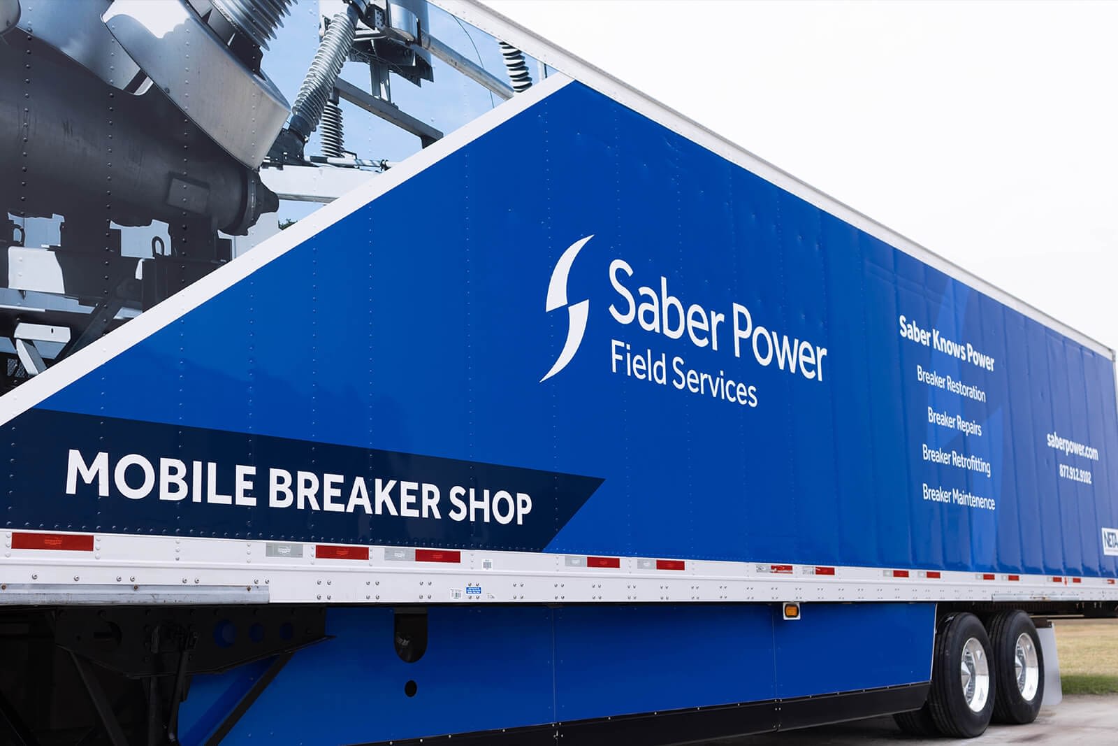 Mobile Circuit Breaker Repair Shop Saber Power Field